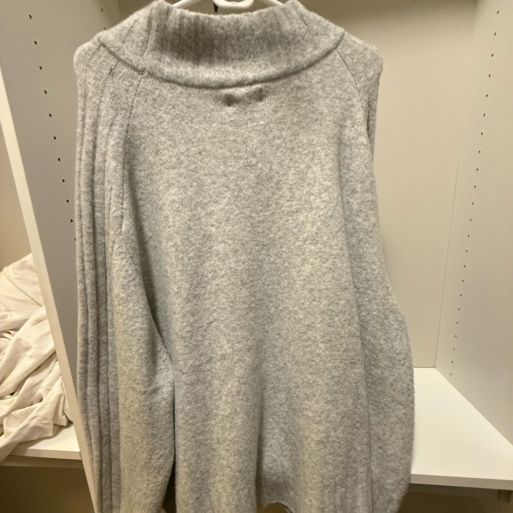 Ava & Viv Light Gray Turtleneck Sweater